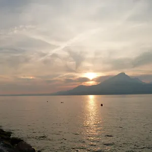 https://hotel-veronesi.hotelinveneto.com